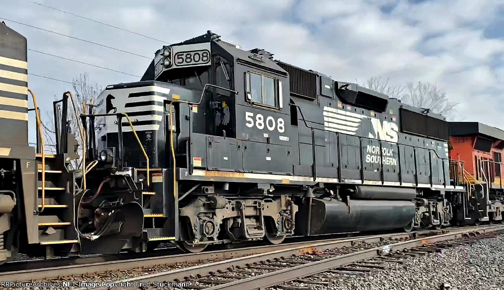 NS 5808